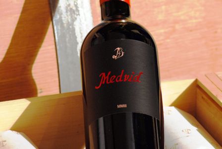 Medvid wine